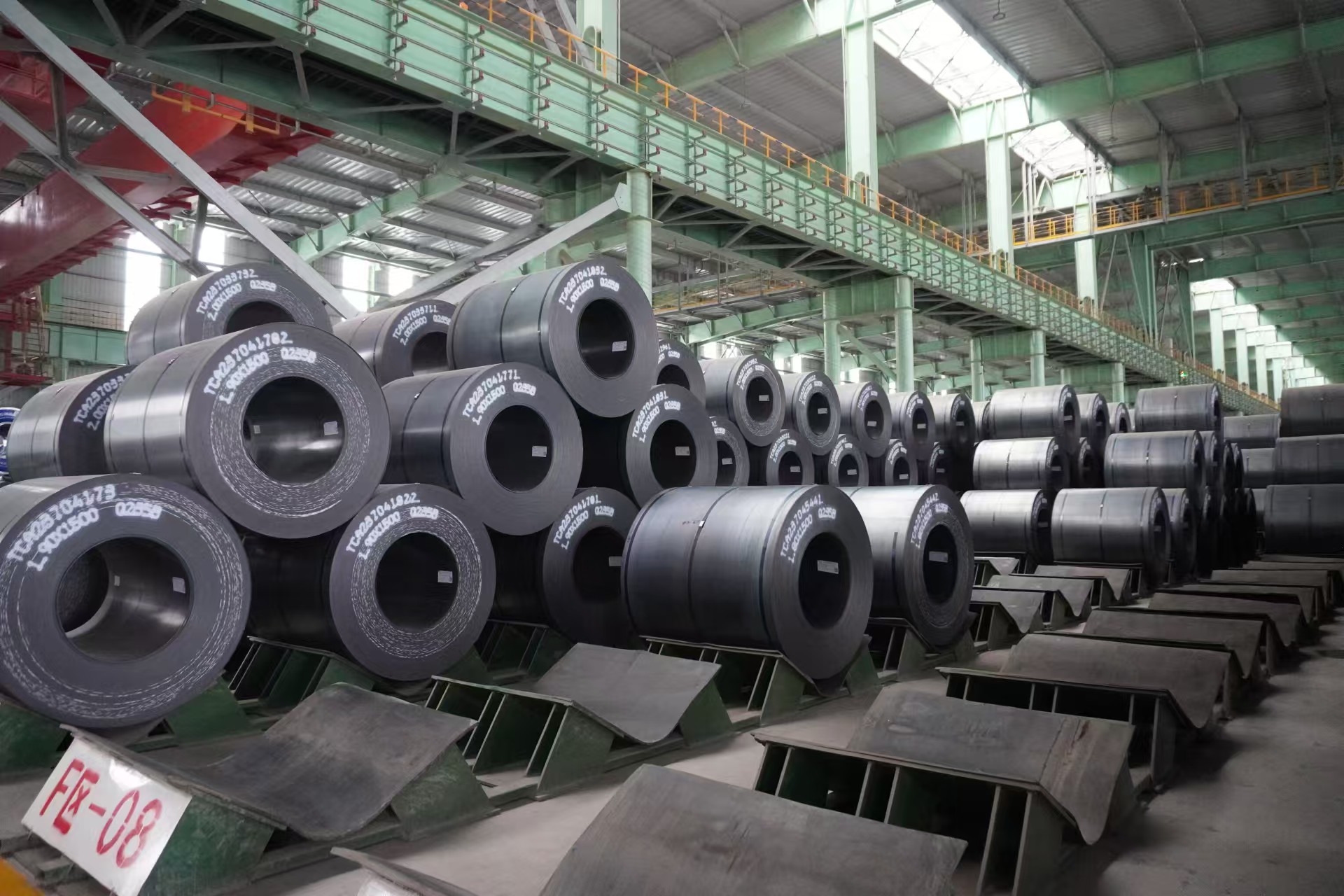 Project design and manufacture of plastic moulds and metal dies